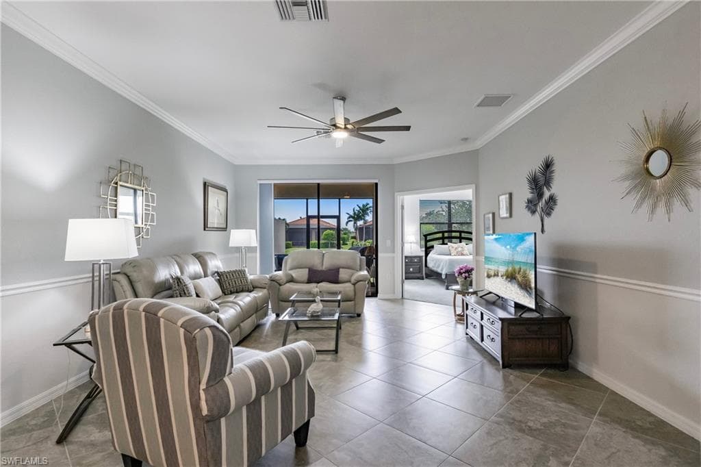 1403 Oceania DR S, NAPLES FL 34113-14