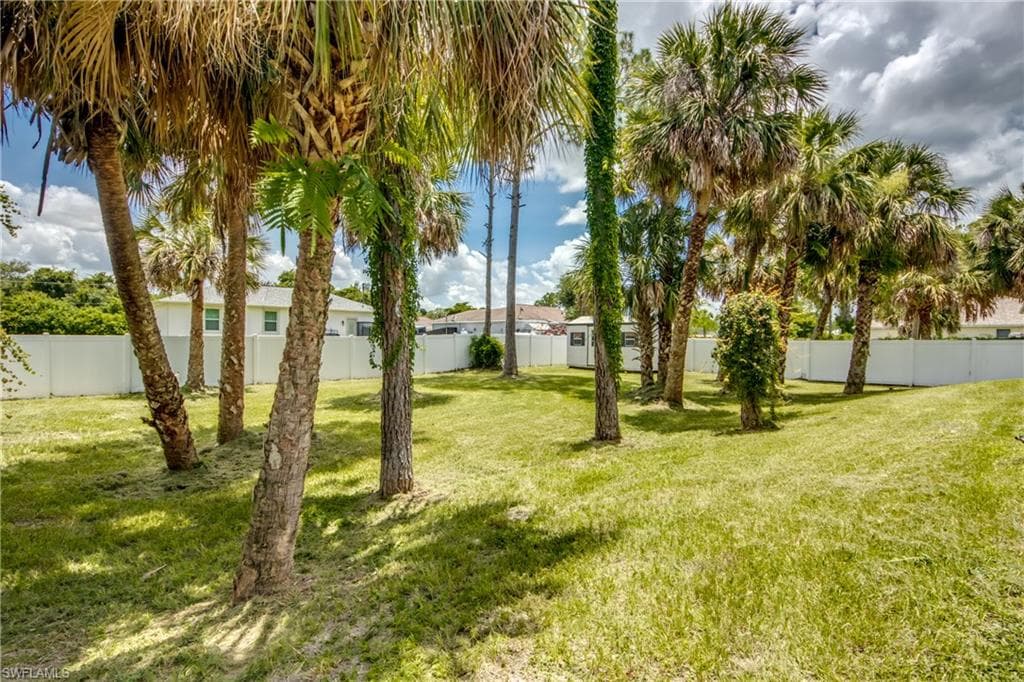 157 Karlow AVE, LEHIGH ACRES FL 33974-25