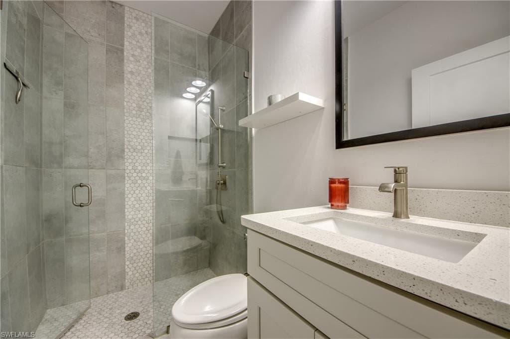 157 Karlow AVE, LEHIGH ACRES FL 33974-8