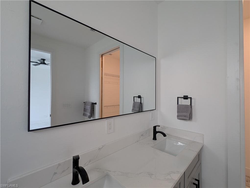 2045 Carver AVE, FORT MYERS FL 33916-46