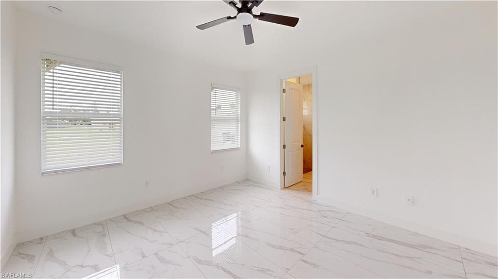 2045 Carver AVE, FORT MYERS FL 33916-36