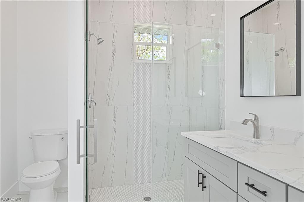 2045 Carver AVE, FORT MYERS FL 33916-14