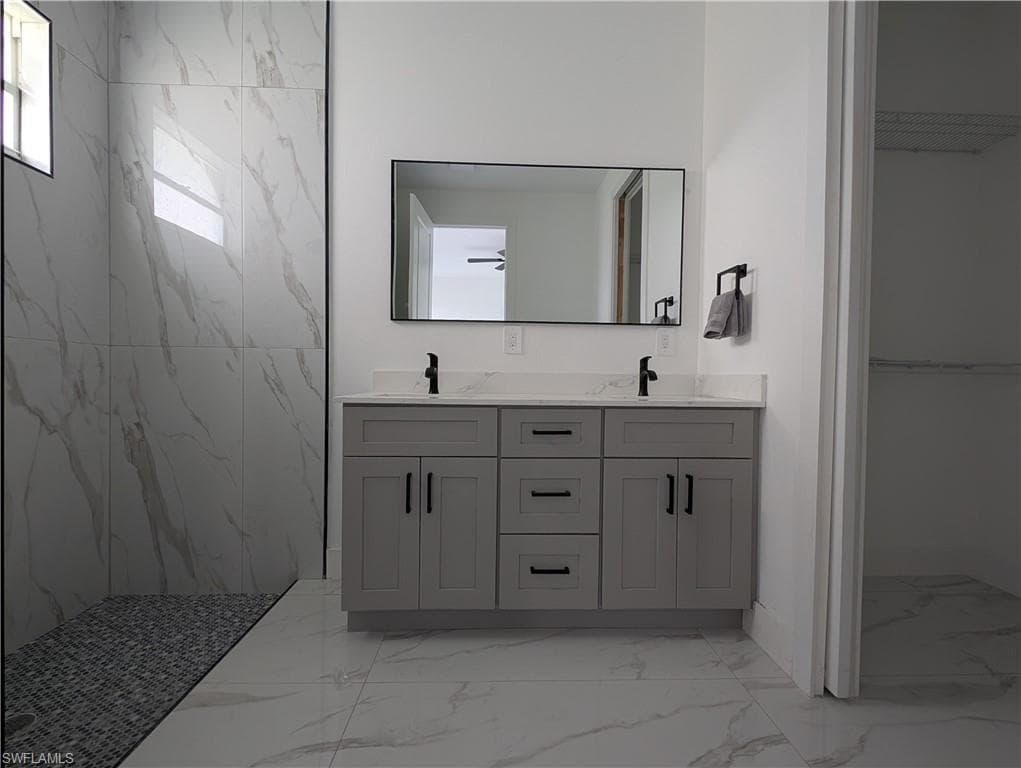 2045 Carver AVE, FORT MYERS FL 33916-47