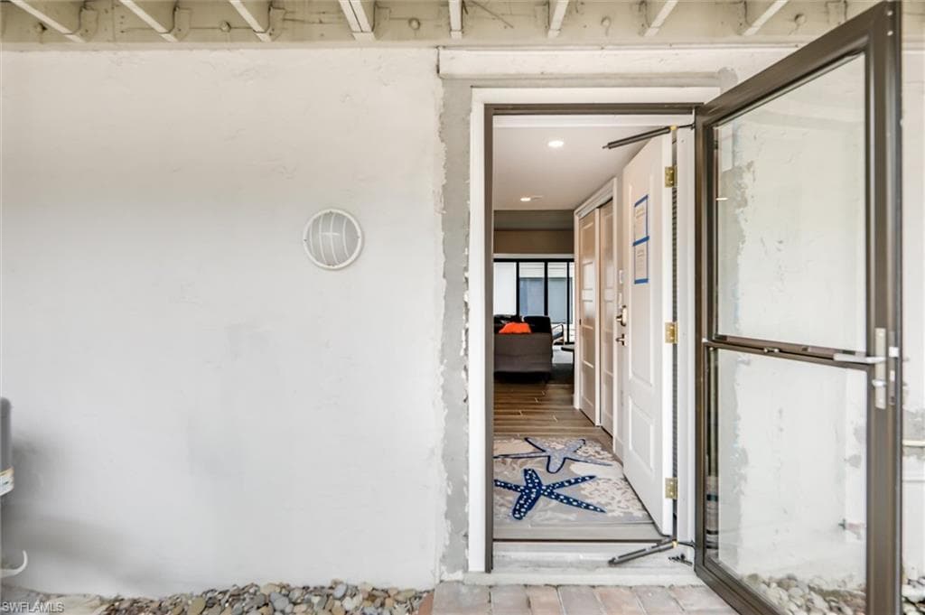 760 Sextant DR # 321, SANIBEL FL 33957-23