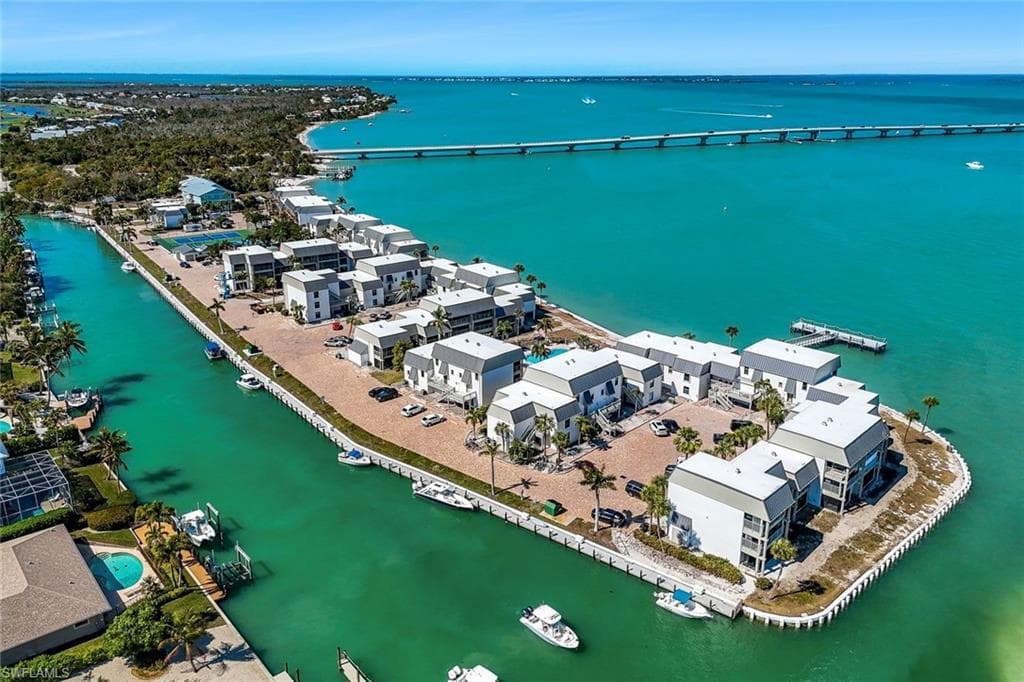 760 Sextant DR # 321, SANIBEL FL 33957-3