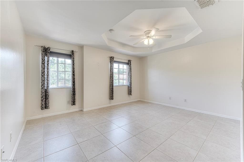 10241 Olivewood WAY # 150, ESTERO FL 33928-25