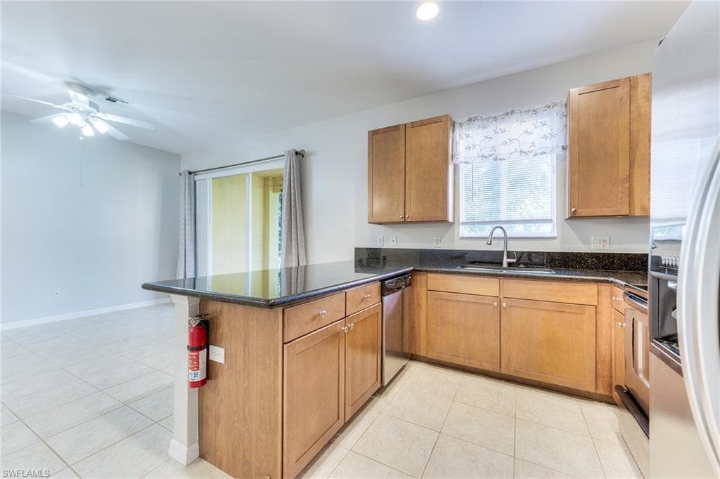 10241 Olivewood WAY # 150, ESTERO FL 33928-19