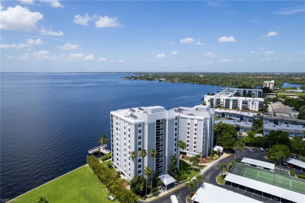 3350 N Key DR 511-22