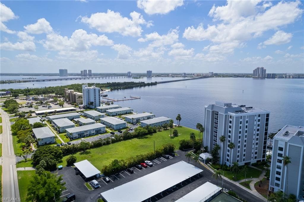 3350 N Key DR 511-16