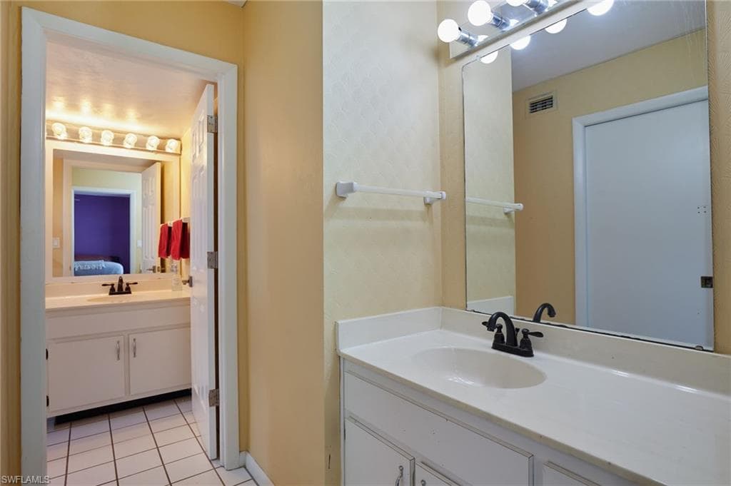 3350 N Key DR 511-9