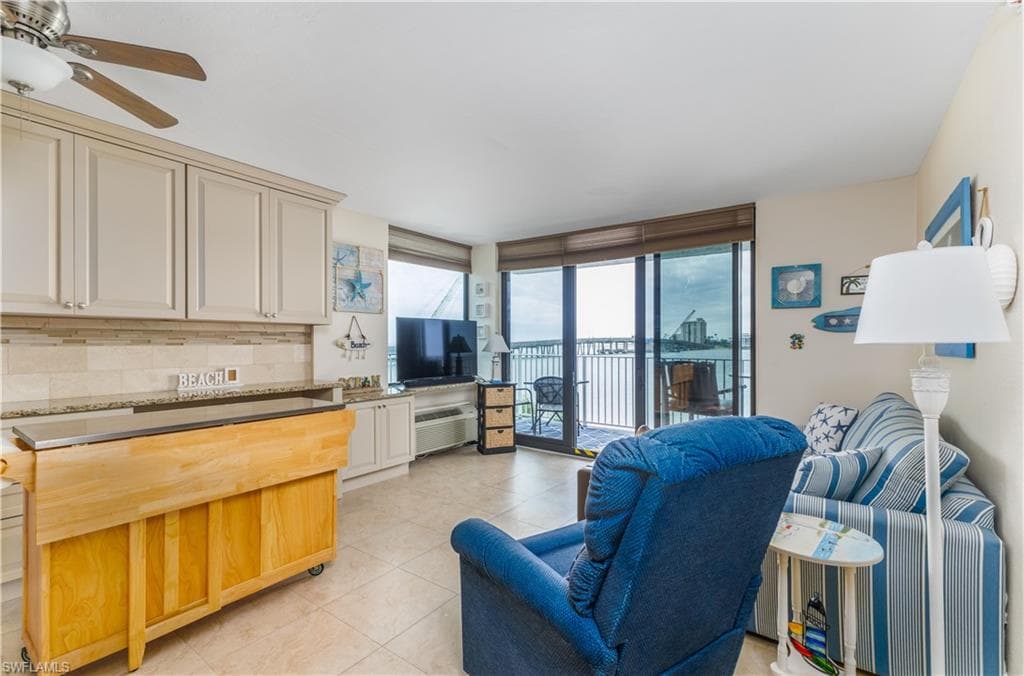 8701 Estero BLVD # 102, BONITA SPRINGS FL 33931-5