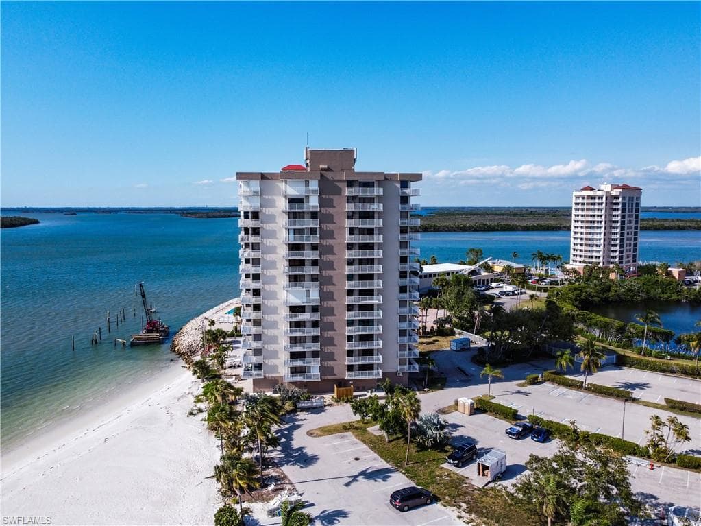 8701 Estero BLVD # 102, BONITA SPRINGS FL 33931-17