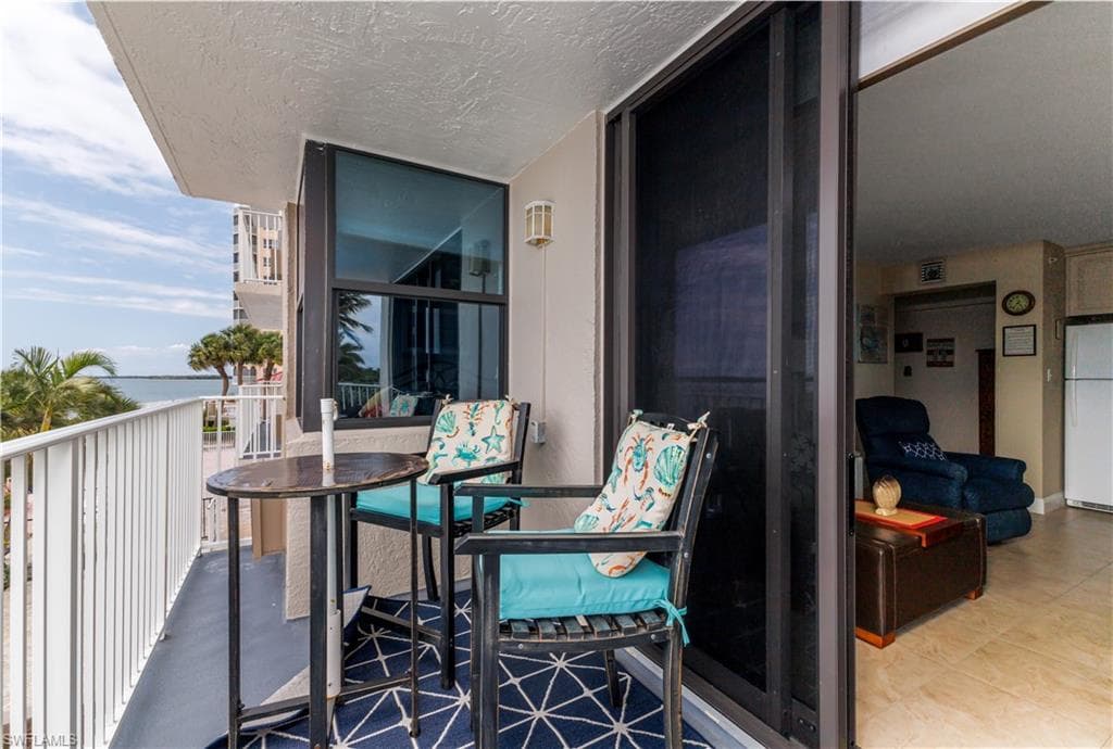 8701 Estero BLVD # 102, BONITA SPRINGS FL 33931-3