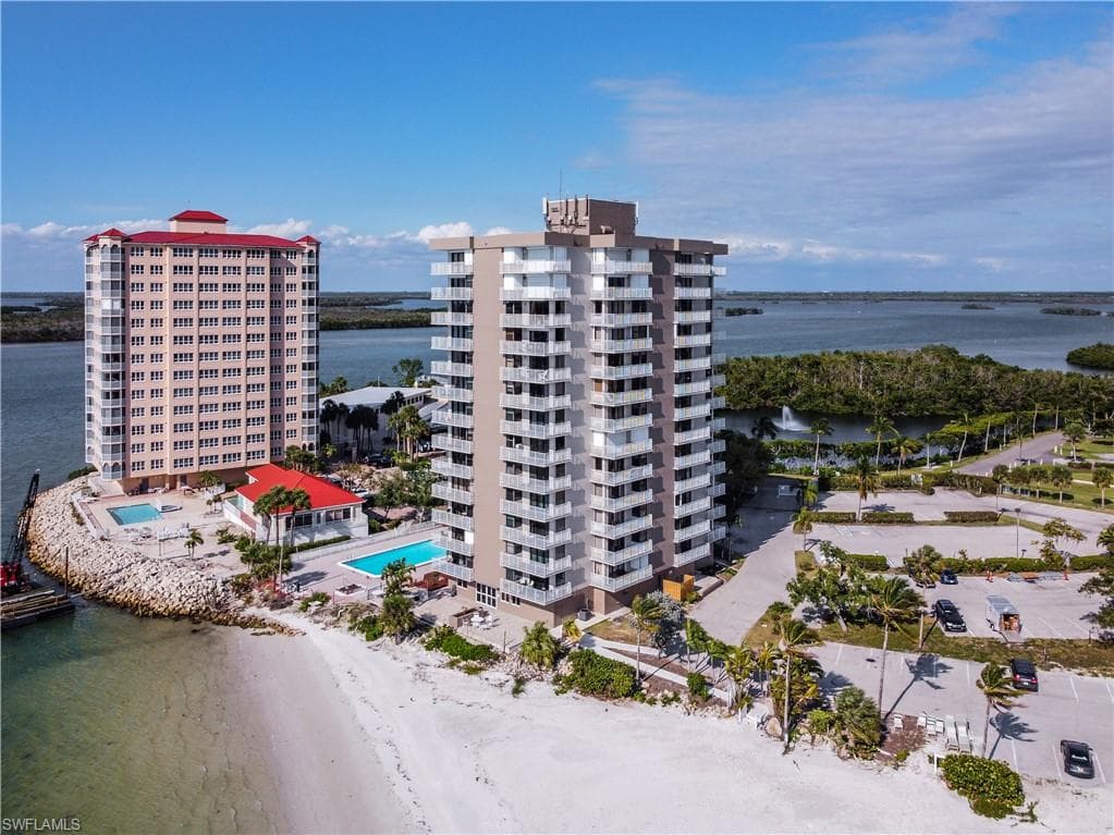 8701 Estero BLVD # 102, BONITA SPRINGS FL 33931-20