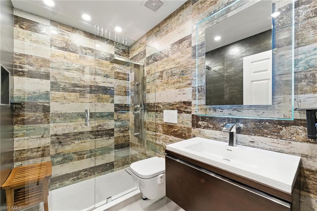 2085 Painted Palm DR, NAPLES FL 34119-26