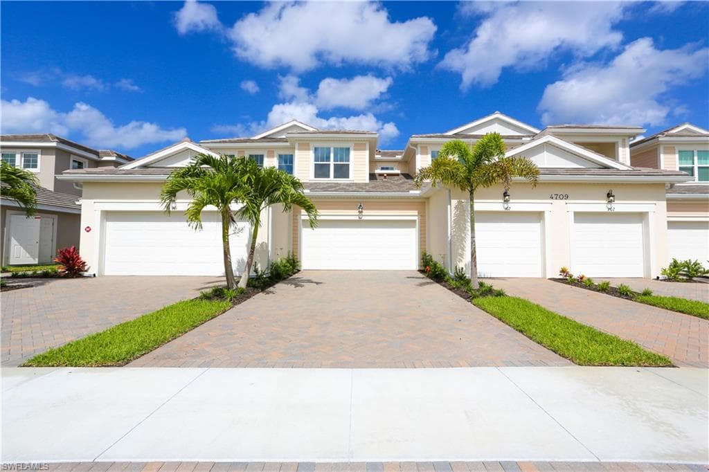 4709 Arboretum CIR # 101, NAPLES FL 34112-46