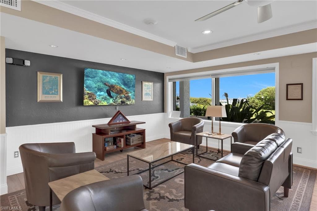 2885 Palm Beach BLVD # 101, FORT MYERS FL 33916-26