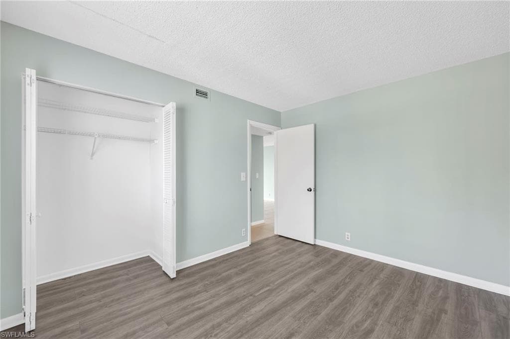 2885 Palm Beach BLVD # 101, FORT MYERS FL 33916-15