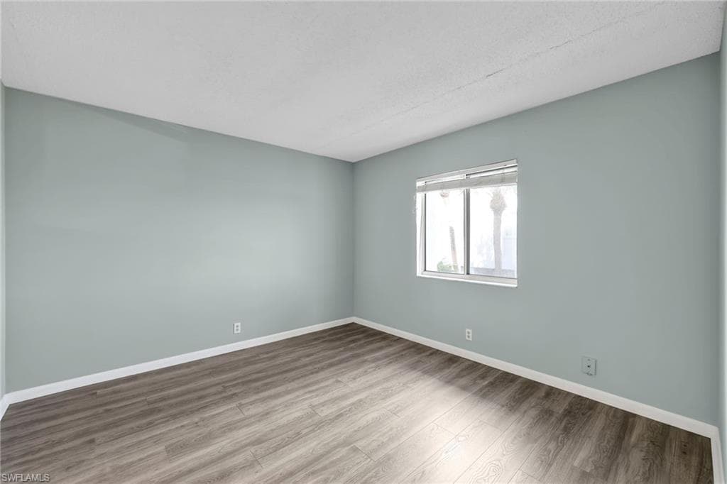 2885 Palm Beach BLVD # 101, FORT MYERS FL 33916-13