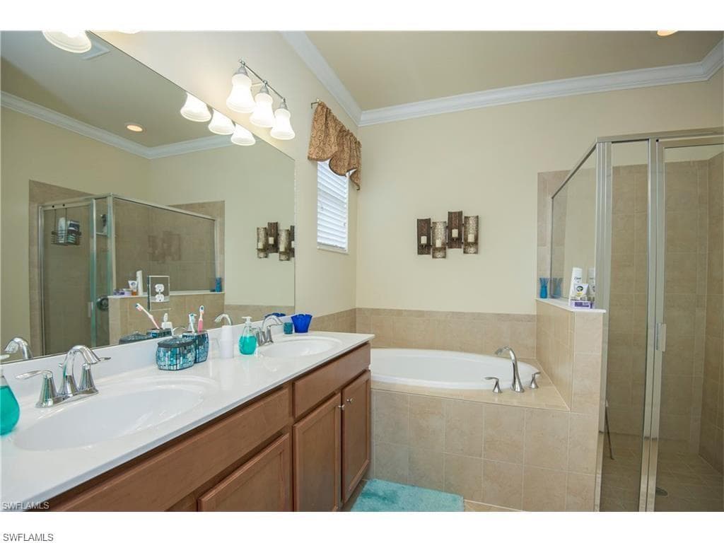 11083 CHERRY LAUREL DR, FORT MYERS FL 33912-11