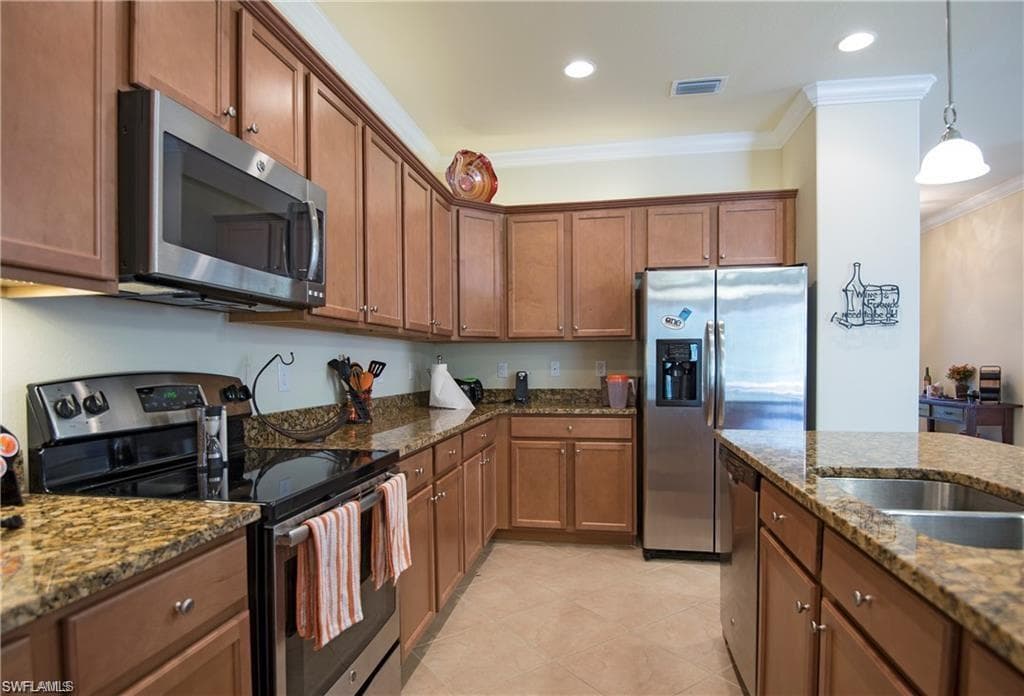 11083 CHERRY LAUREL DR, FORT MYERS FL 33912-6