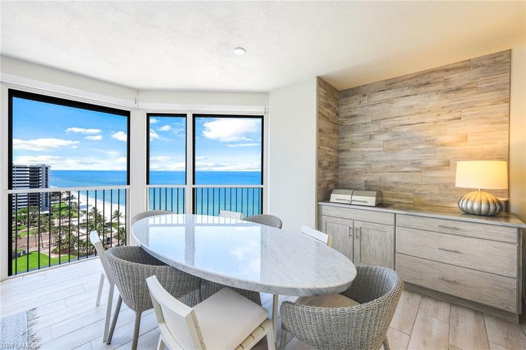 4051 Gulf Shore BLVD N, NAPLES FL 34103-11