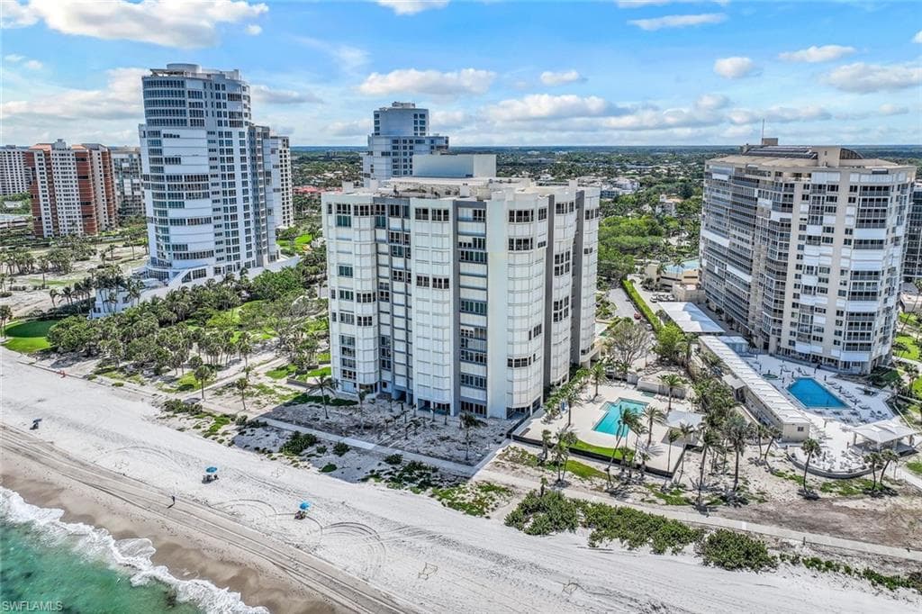 4051 Gulf Shore BLVD N, NAPLES FL 34103-2
