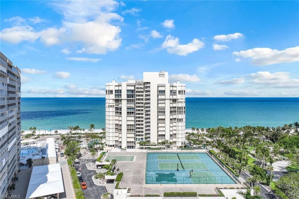 4051 Gulf Shore BLVD N, NAPLES FL 34103-3