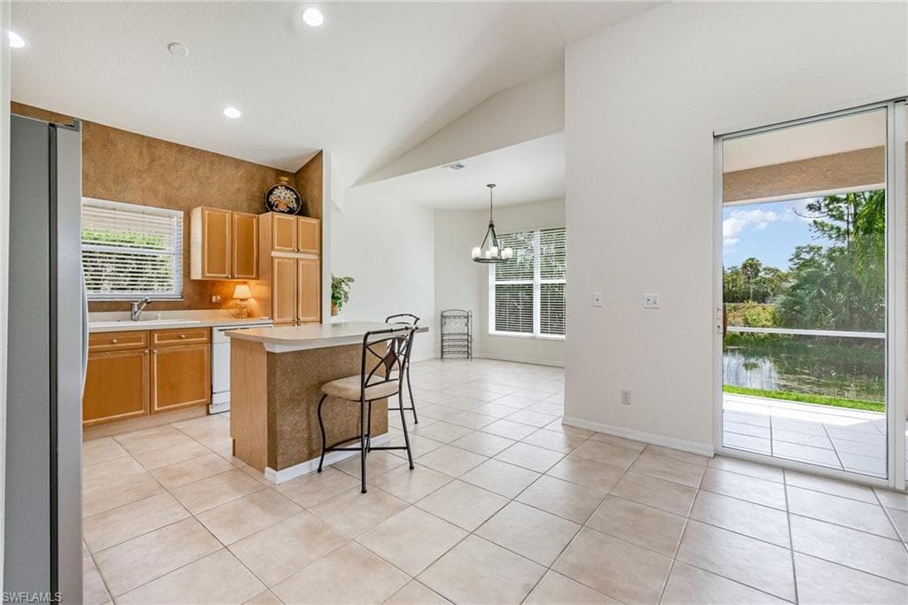 28501 Hidden Lake DR, BONITA SPRINGS FL 34134-7