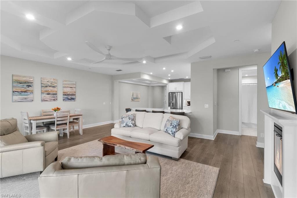 15249 Zeno WAY 102-10