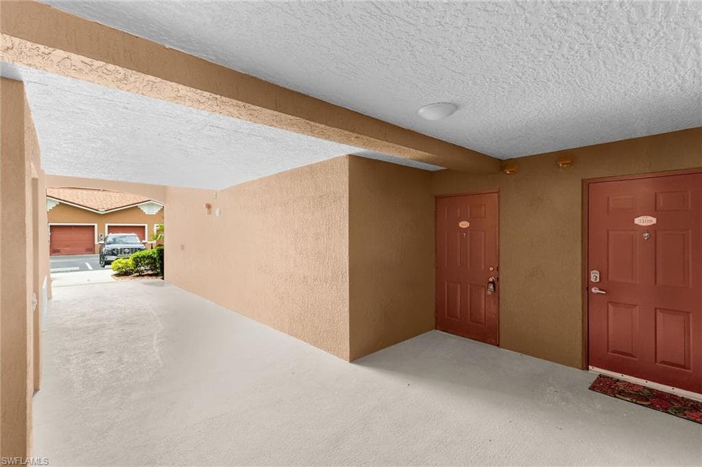 1835 Florida Club CIR # 3107, NAPLES FL 34112-9