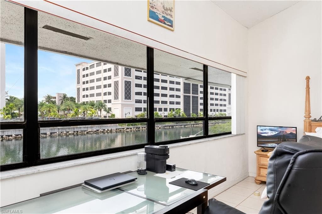 214 Poinciana Dr # 204, MIAMI BEACH FL 33160-8