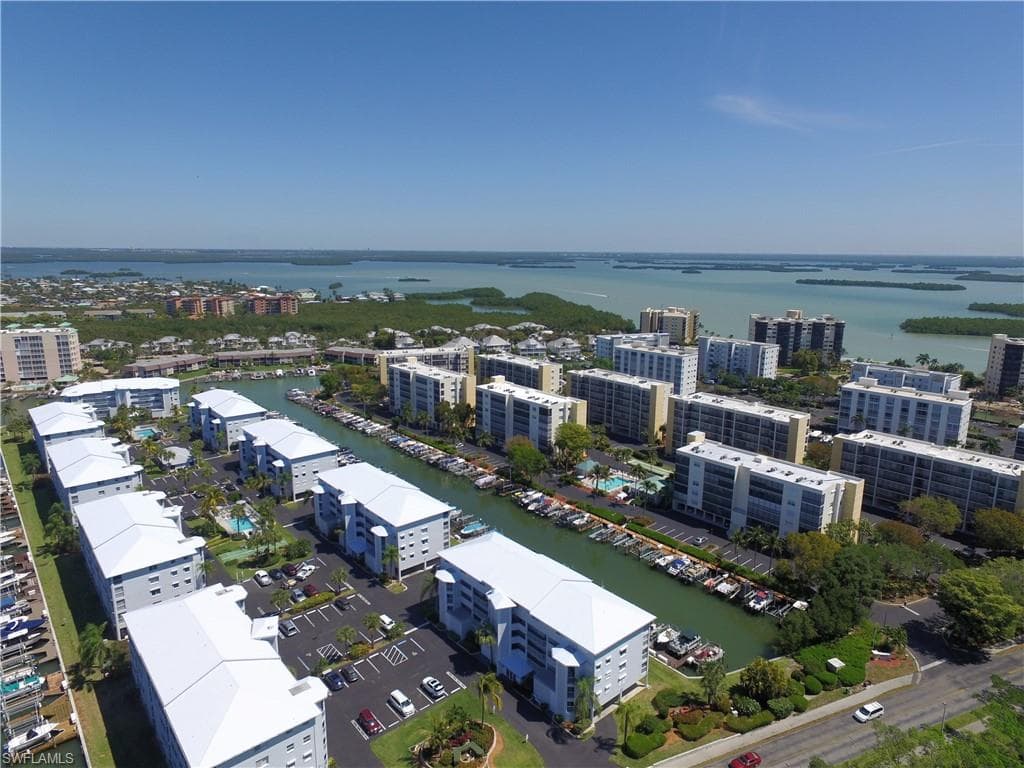 4401 Bay Beach LN # 833, FORT MYERS BEACH FL 33931-1