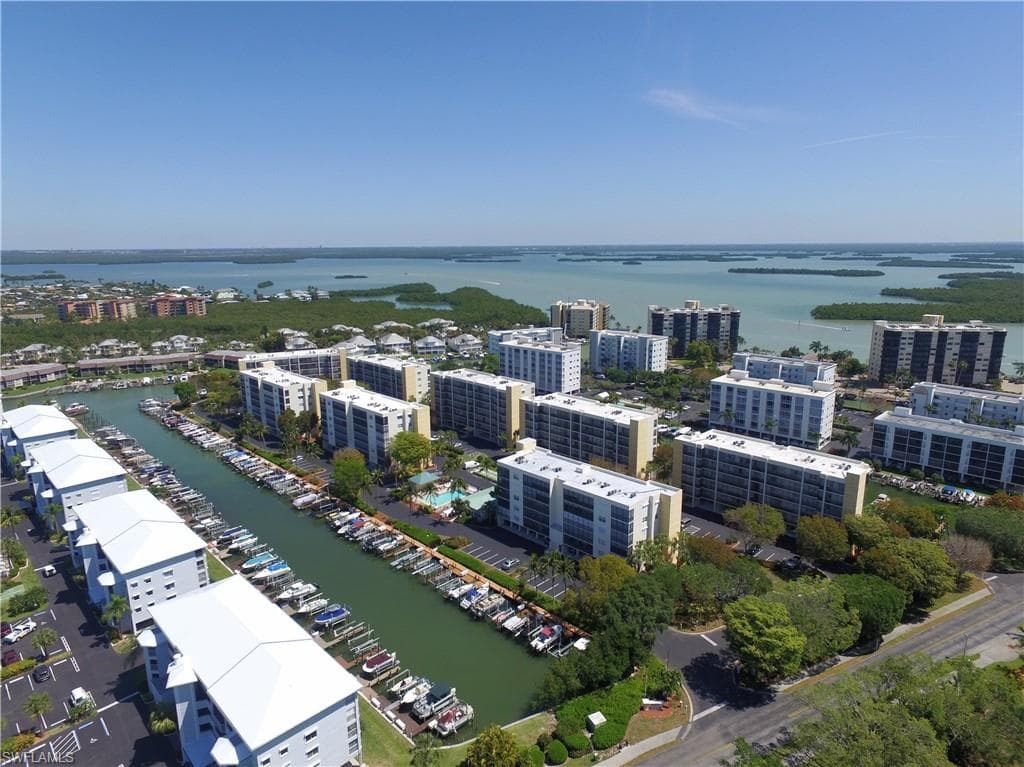 4401 Bay Beach LN # 833, FORT MYERS BEACH FL 33931-6
