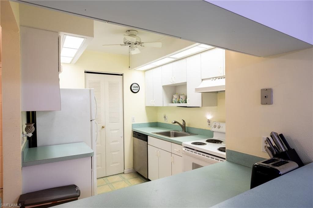 8041 S Woods CIR # 14, FORT MYERS FL 33919-8