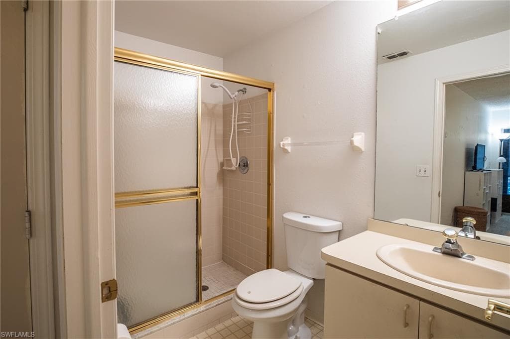 8041 S Woods CIR # 14, FORT MYERS FL 33919-17