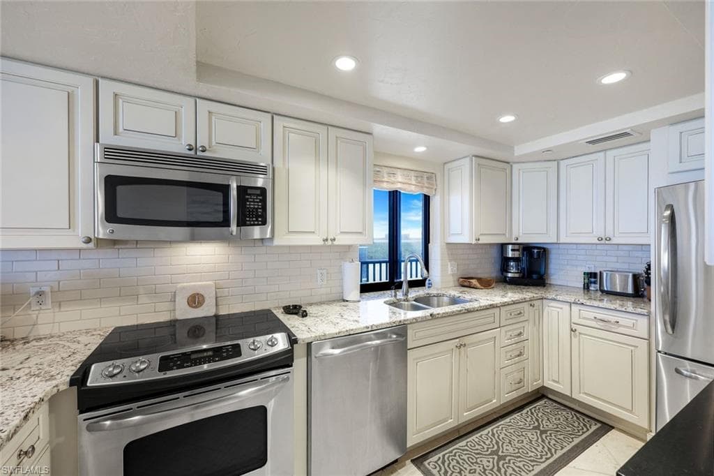 26235 Hickory BLVD # 7C, BONITA SPRINGS FL 34134-9