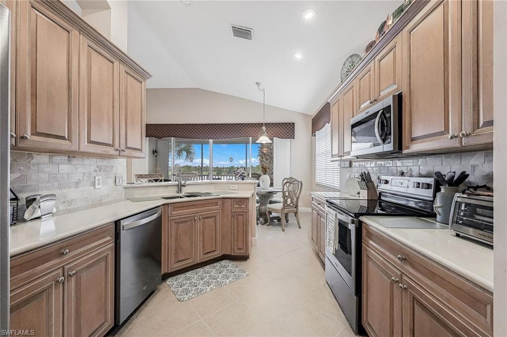 16580 Crownsbury WAY # 202, FORT MYERS FL 33908-4