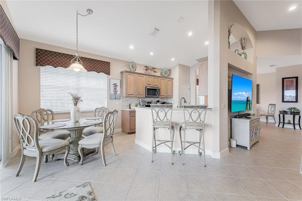 16580 Crownsbury WAY # 202, FORT MYERS FL 33908-3