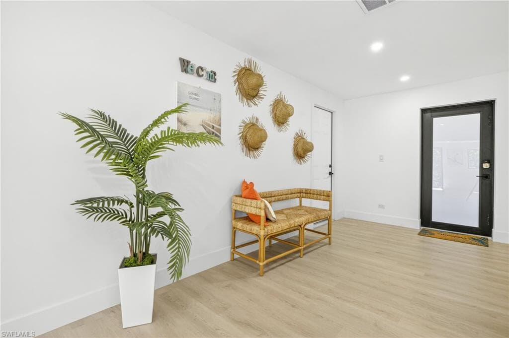 1105 Skiff PL, SANIBEL FL 33957-5