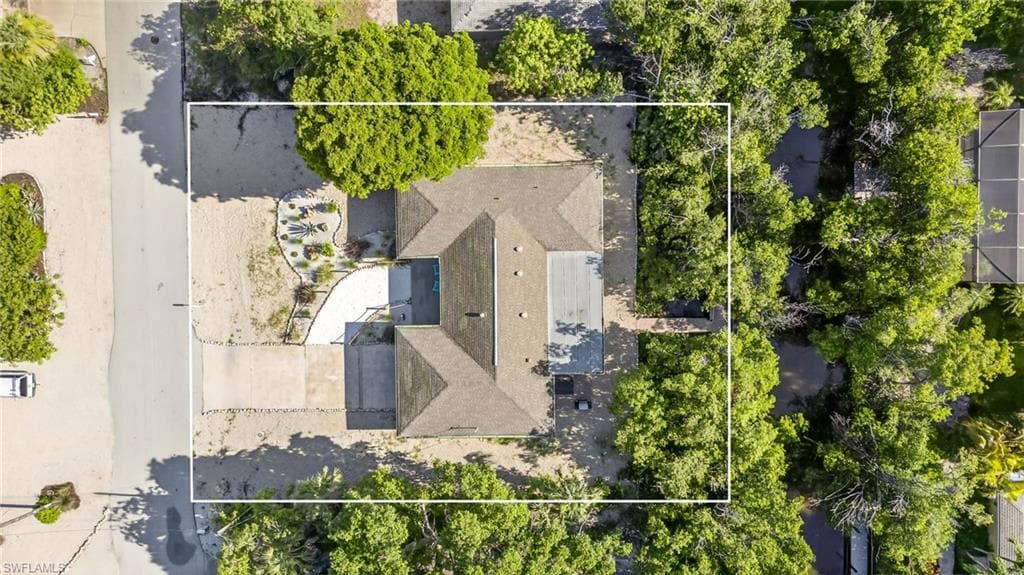 1105 Skiff PL, SANIBEL FL 33957-41