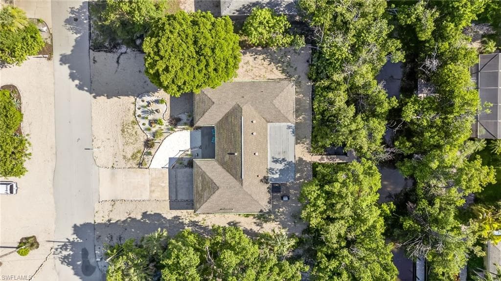 1105 Skiff PL, SANIBEL FL 33957-40