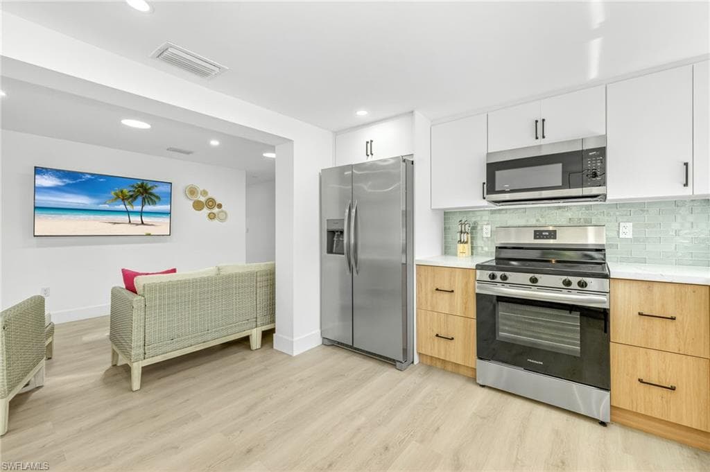 1105 Skiff PL, SANIBEL FL 33957-7