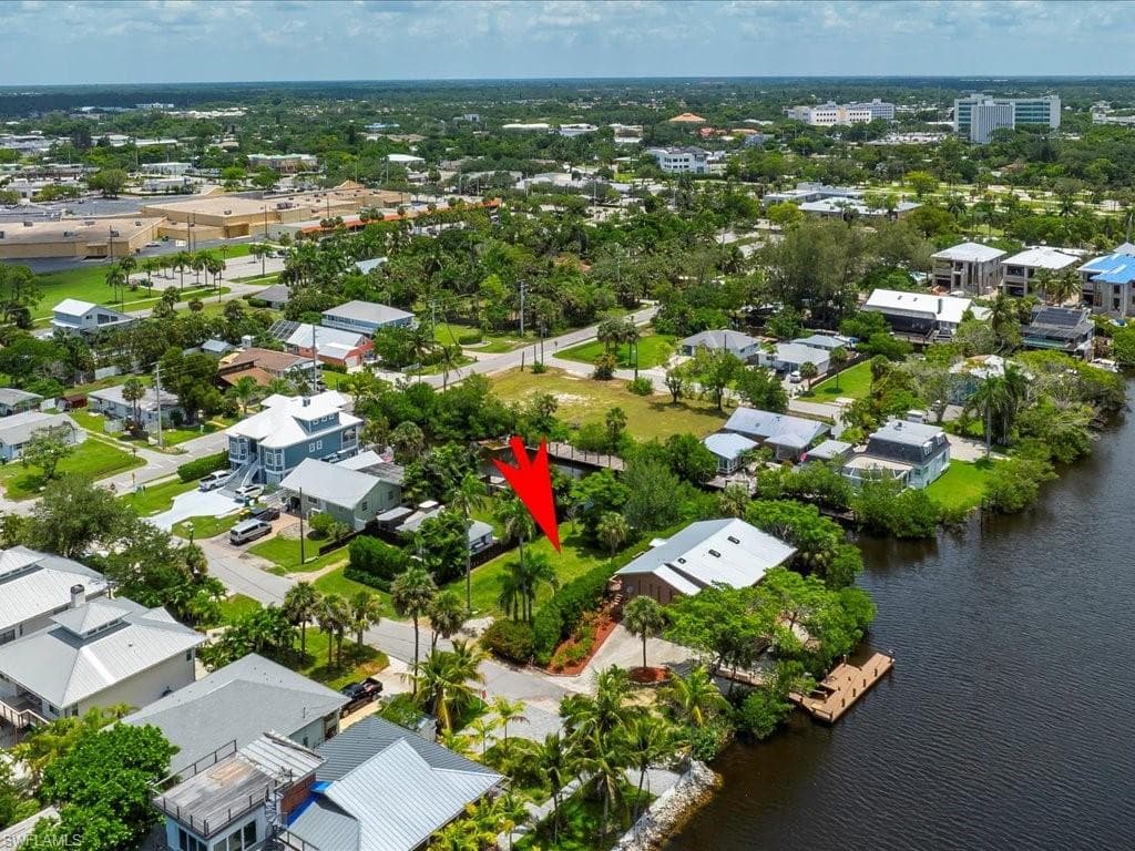 2977 Poplar ST, NAPLES FL 34112-8