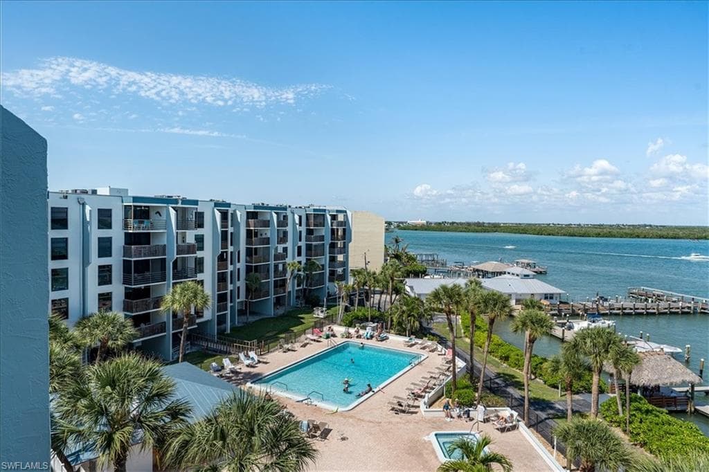 1085 Bald Eagle DR # C308, MARCO ISLAND FL 34145-27