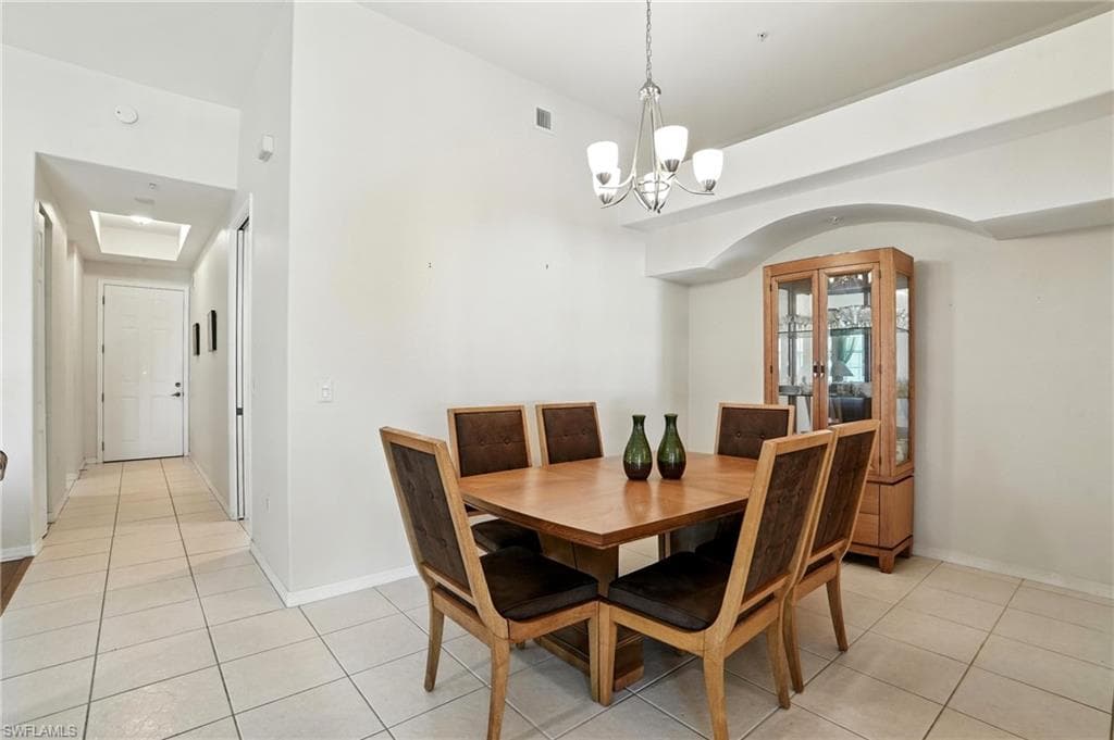 1141 Van Loon Commons CIR # 305, CAPE CORAL FL 33909-8