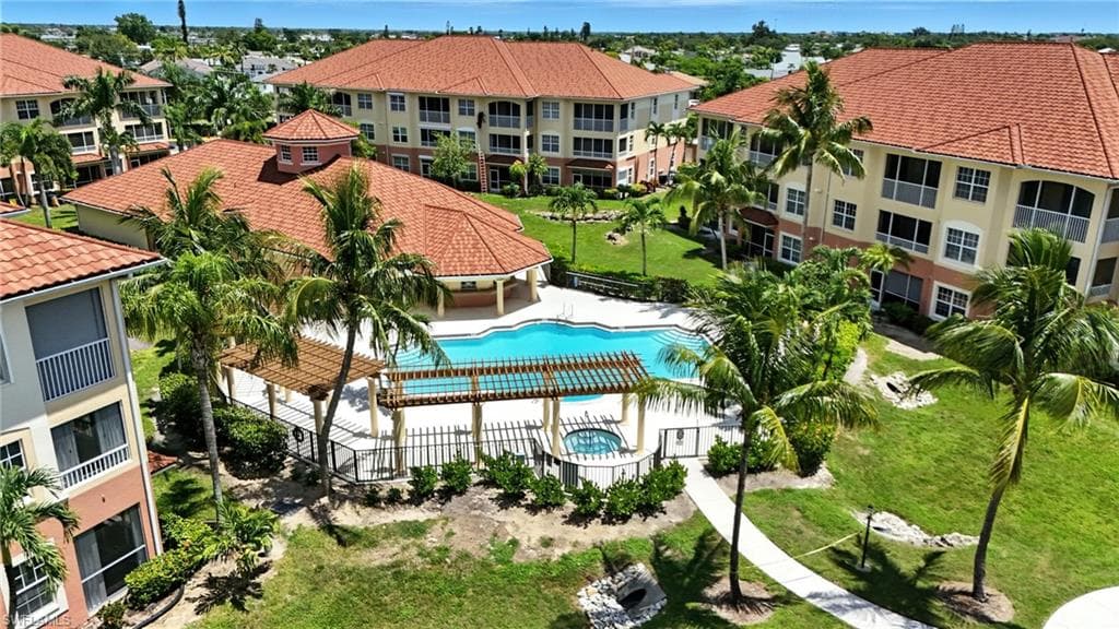 1141 Van Loon Commons CIR # 305, CAPE CORAL FL 33909-29