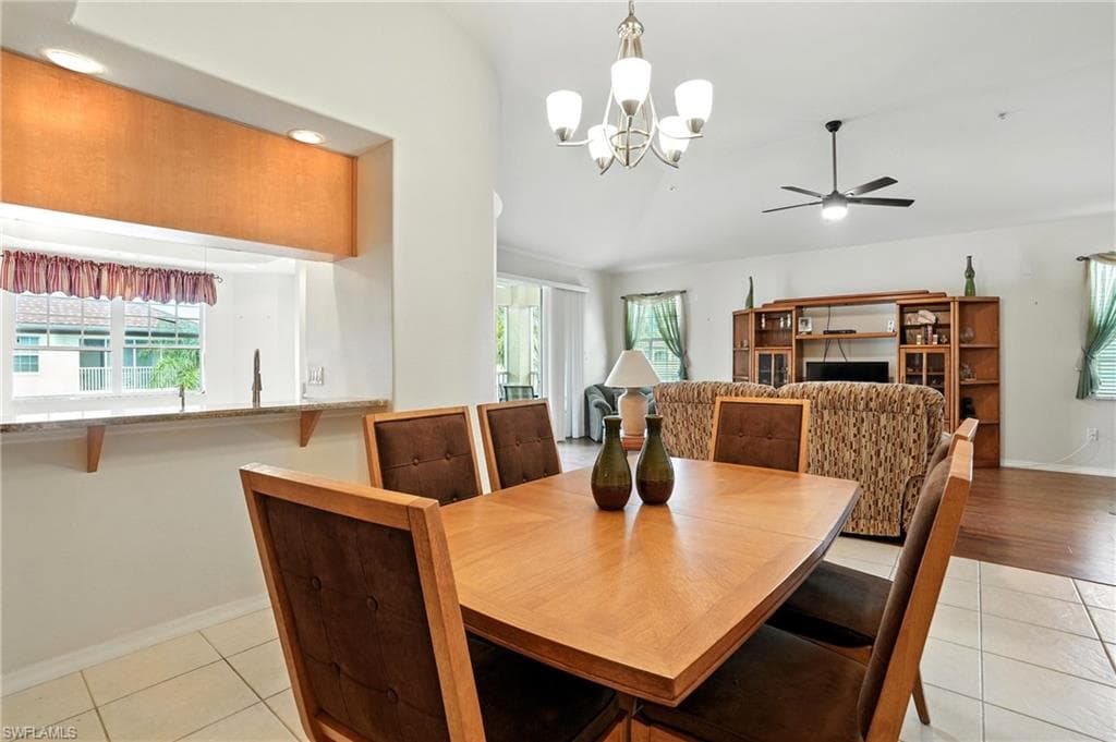 1141 Van Loon Commons CIR # 305, CAPE CORAL FL 33909-10