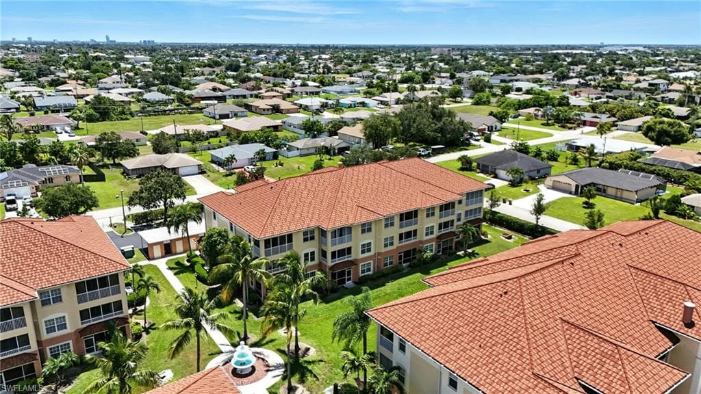 1141 Van Loon Commons CIR # 305, CAPE CORAL FL 33909-28
