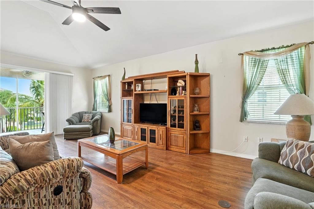 1141 Van Loon Commons CIR # 305, CAPE CORAL FL 33909-3